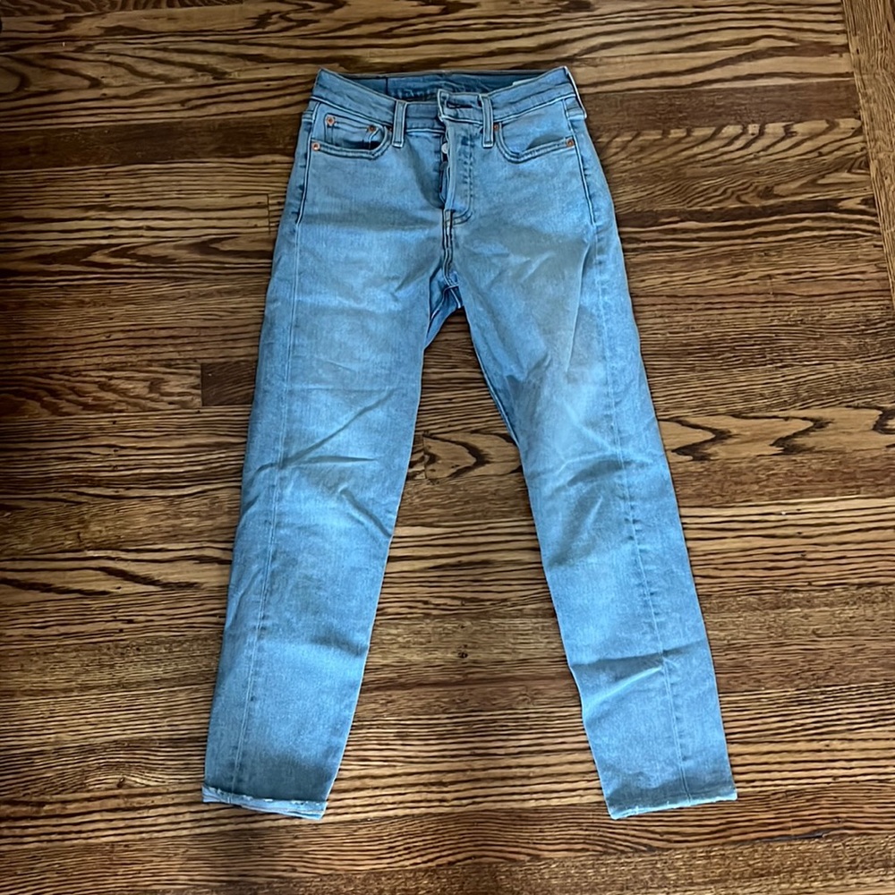 Levi’s high wasted straight jeans